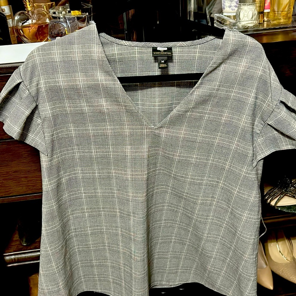 Worthington black grey cream blouse